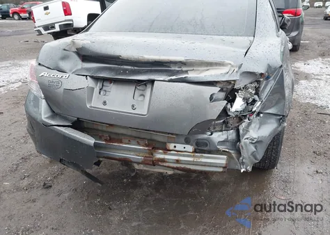 2008 Honda Accord 2.4 Lx-P z USA, uszkodzony, nr VIN 1HGCP26428A132747